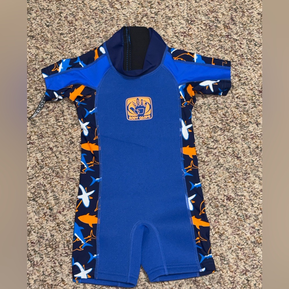 Boys Body Glove Kids Rashguard‎ size 2 wet suit ski swim surf beach shark